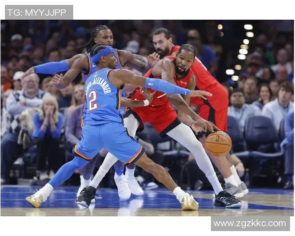 火箭与雷霆季后赛第四场激战回顾精彩瞬间与关键时刻分析